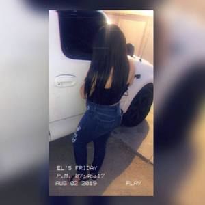 Meet your Posher, Noelia